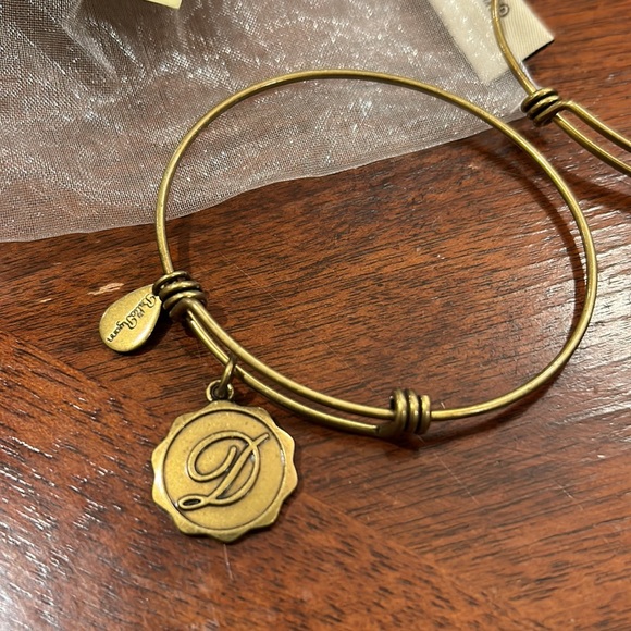 Bella Ryann Bangles. Set of Two - Picture 3 of 11